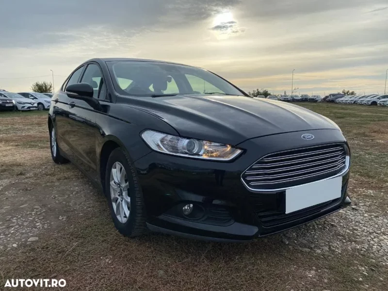 Ford Mondeo Ford MondeoVersiune 1